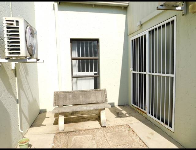 450M² OFFICE TO LET IN FERNDALE